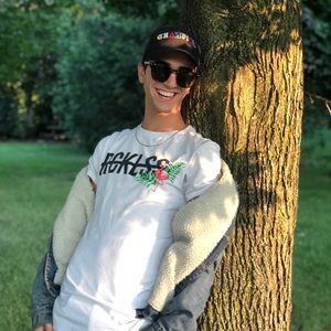 Meet your Posher, Daniel